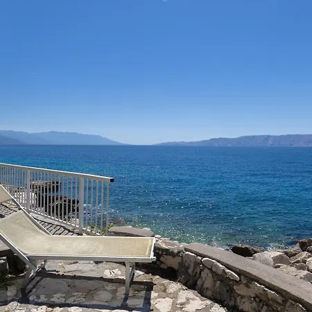 Gostinjska kuća Mitan 4*