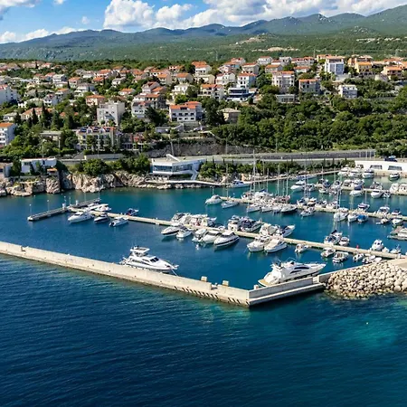 Gostinjska kuća Mitan 4*