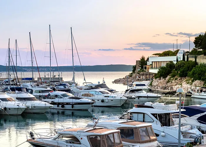 Mitan Affittacamere 4*