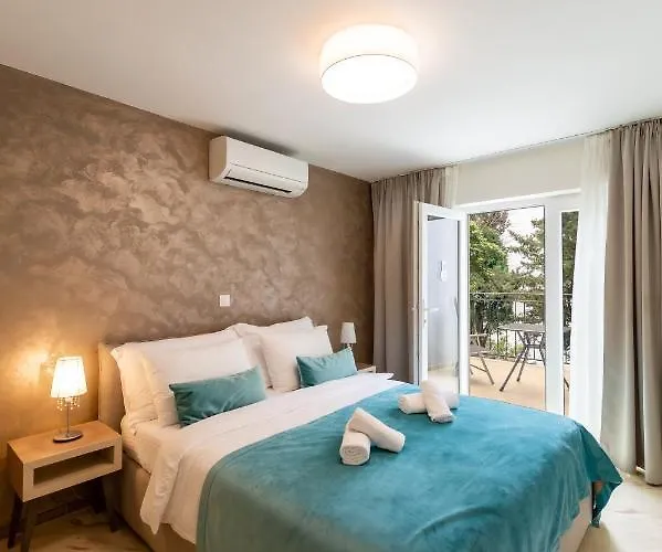 Mitan Affittacamere 4*